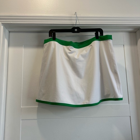 J. Crew Cloudstretch Wrap Mini Built In Shorts Tennis Skirt White Green XXL - Picture 4 of 4